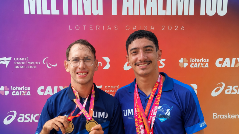Atletas e estudantes Marcos Chaves e Mendson Santana
